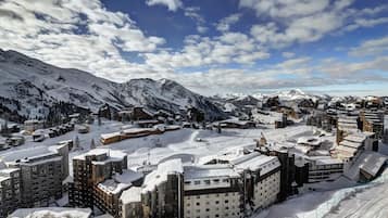 منظر من الجو على ارتفاع عالٍ