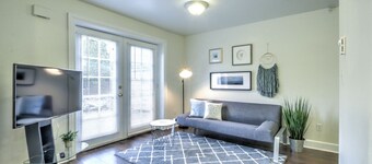 호스티바 캐피톨 힐 콘도