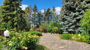 Property grounds - 2 Bedrooms Villa with a garden view by the Tałty Lake 6km to Mikołajki, Masuria (Mikołajki, Mrągowski, WARMIŃSKO-MAZURSKIE)