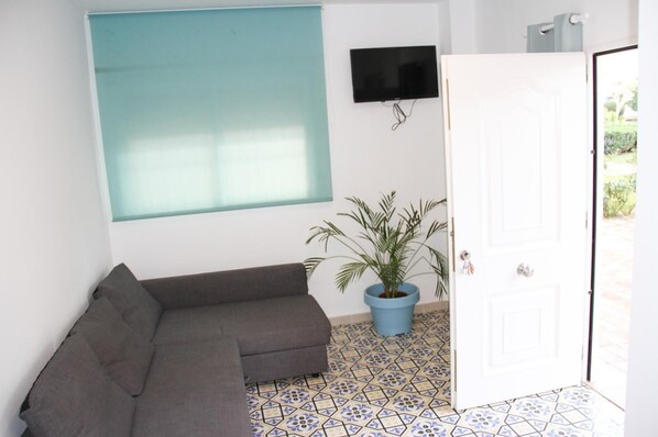 Living area - D1 Ducal Apartment with private pool (Gandia)