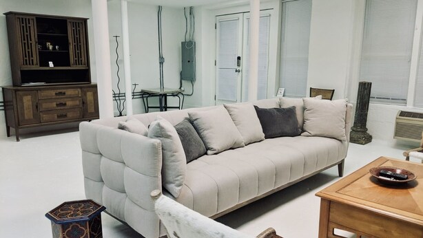 Unclassified image, 1 of 29, button - City Vibe Loft (Asheville)