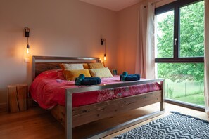 4 chambres, fer et planche à repasser, lit parapluie, Wi-Fi gratuit