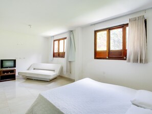 Superior Double Room | Iron/ironing board, free WiFi, bed sheets - Cabo Hotel Fazenda (Cabo de Santo Agostinho)