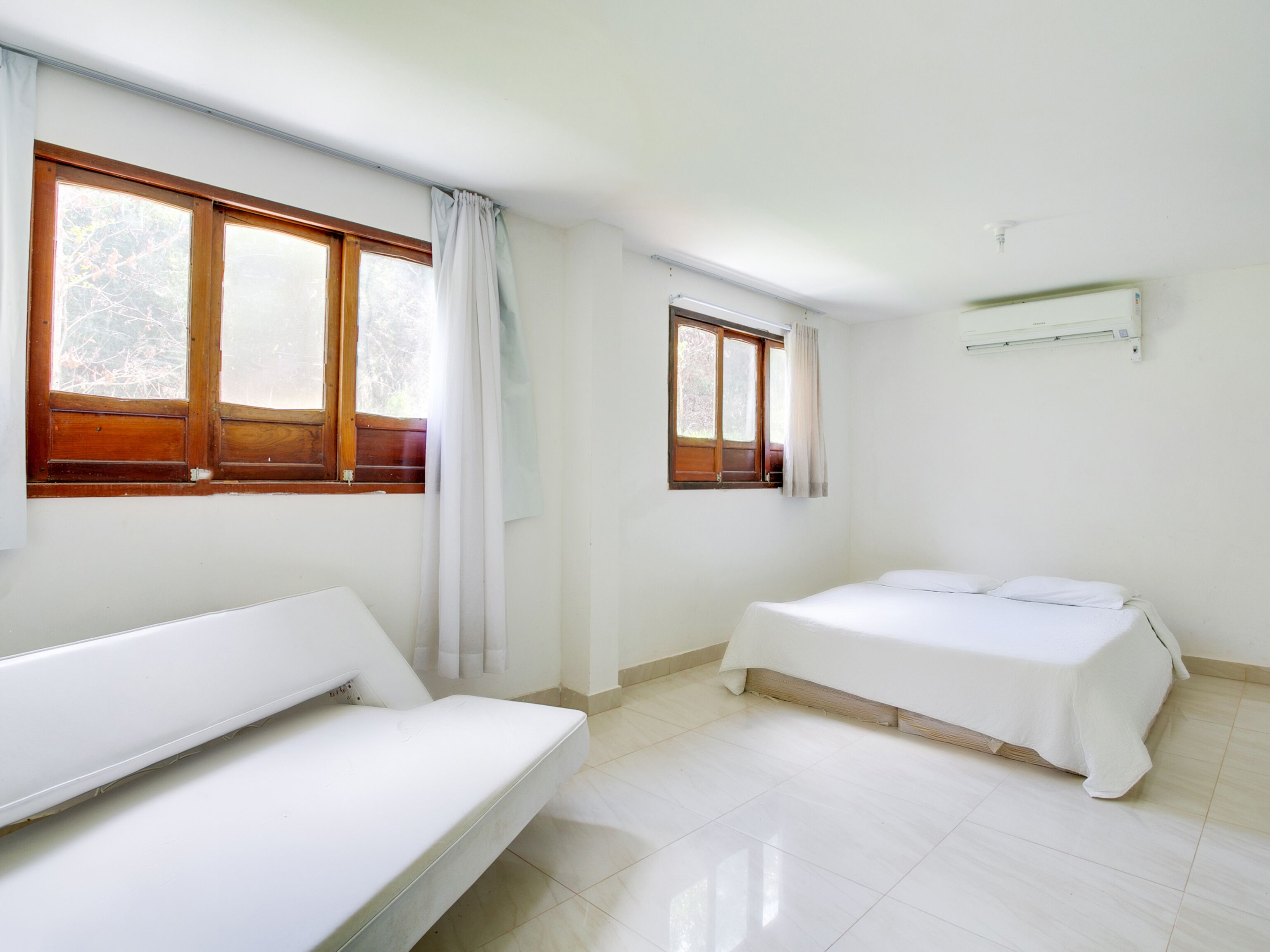 Superior Double Room | Iron/ironing board, free WiFi, bed sheets