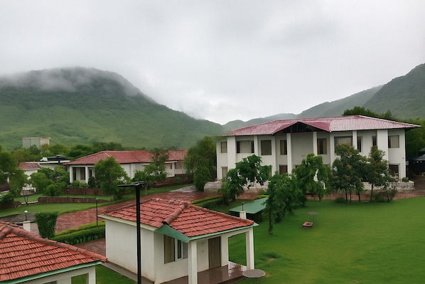 Fachada de la propiedad