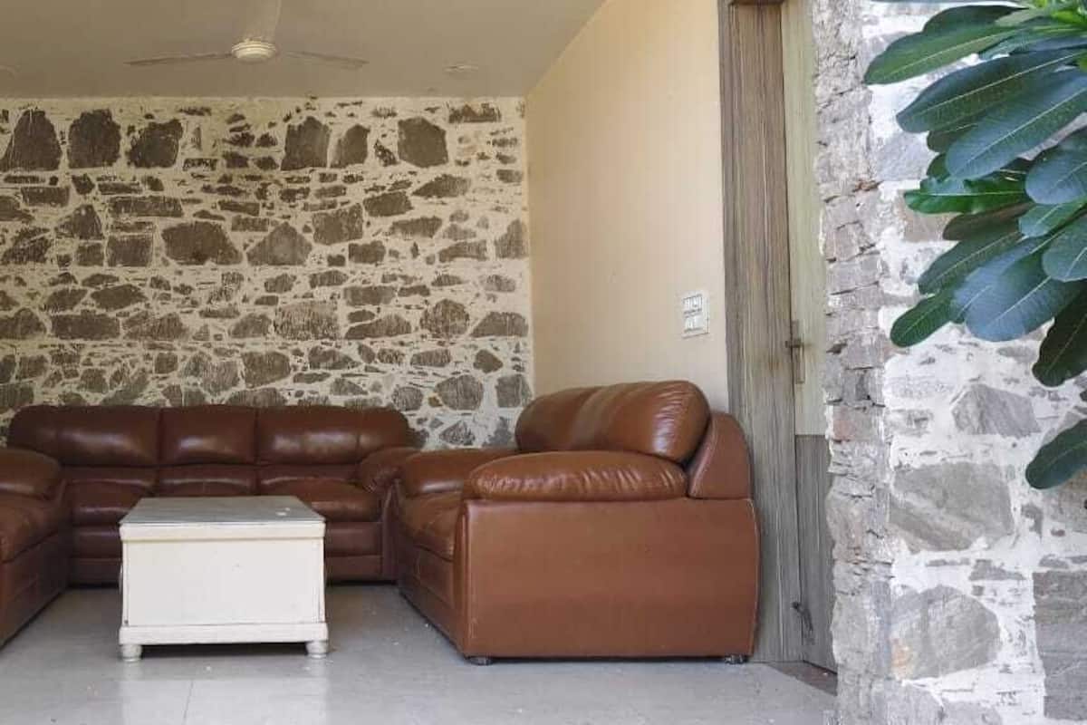 Luxury Room | In-room safe