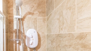 Apartment, 1 Schlafzimmer | Dusche im Bad