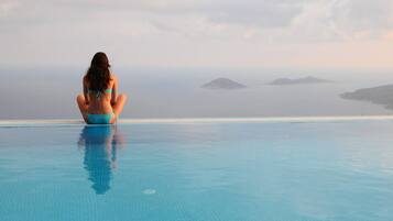 Sebuah infinity pool