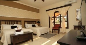 Free WiFi, bed sheets - Plaza Real (Copan Ruinas)