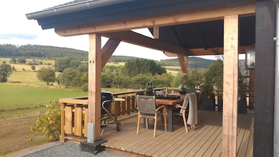 Luxury lodge near Winterberg with hot tub with a beautiful view