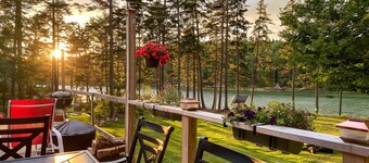 Eagles Run on Seavey Cove: Relaxation and Sea Breezes