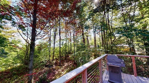 Great Escape Ski Lodge: Your Ultimate Trailside Getaway Awaits!