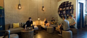 Dallas' first and best hostel!