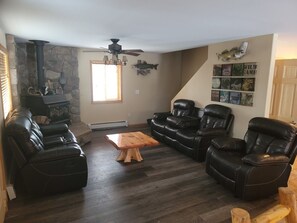 Télévision, cheminée