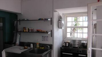 Fridge, microwave