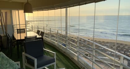 MAGNIFICENT ERSTE LINIE WOHNUNG / BEACHFRONT APATMENT