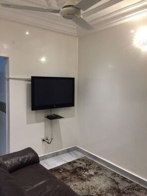 TV