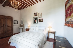 7 chambres, fer et planche à repasser, lits bébé, Wi-Fi gratuit