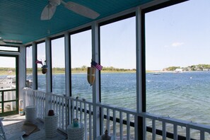 Interior - Clean Waterfront Classic Cottage with Private Beach (Gloucester)