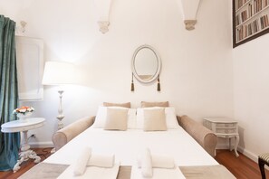 3 chambres, fer et planche à repasser, lit parapluie, Wi-Fi gratuit