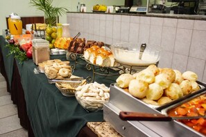 Gratis frukostbuffé varje dag