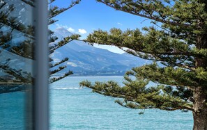 Apartamento luxo, 2 quartos, vista para o oceano | Vista para praia/oceano