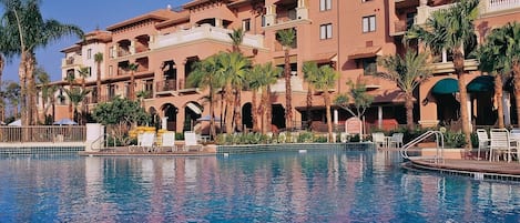 Outdoor pool, a heated pool