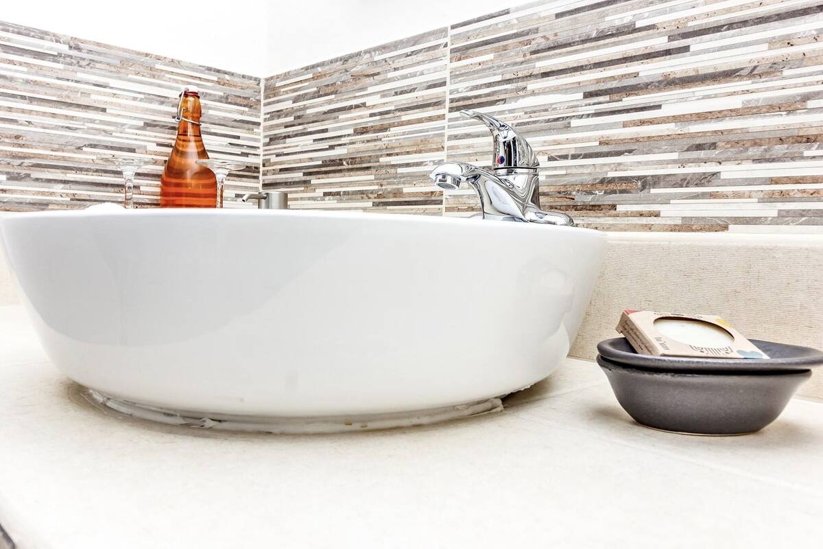 senior room | bathroom sink