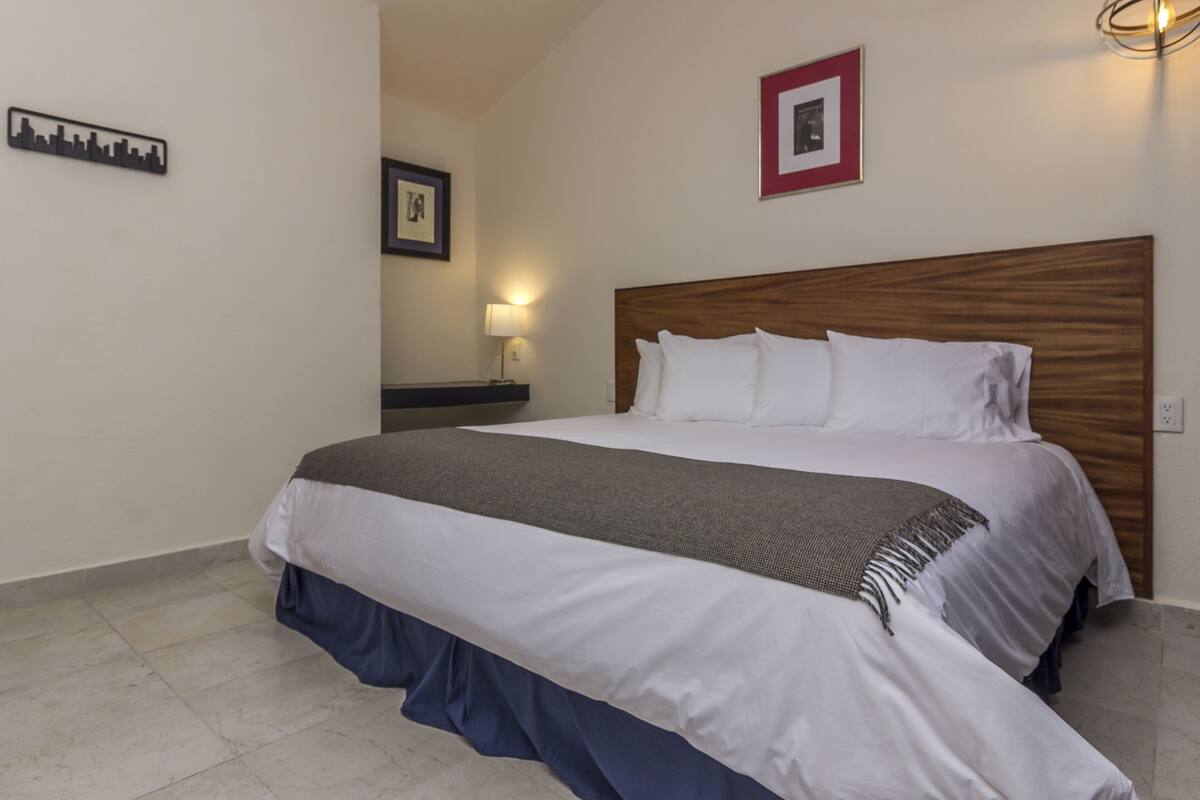 senior room | premium bedding, down duvets, select comfort beds, free wifi