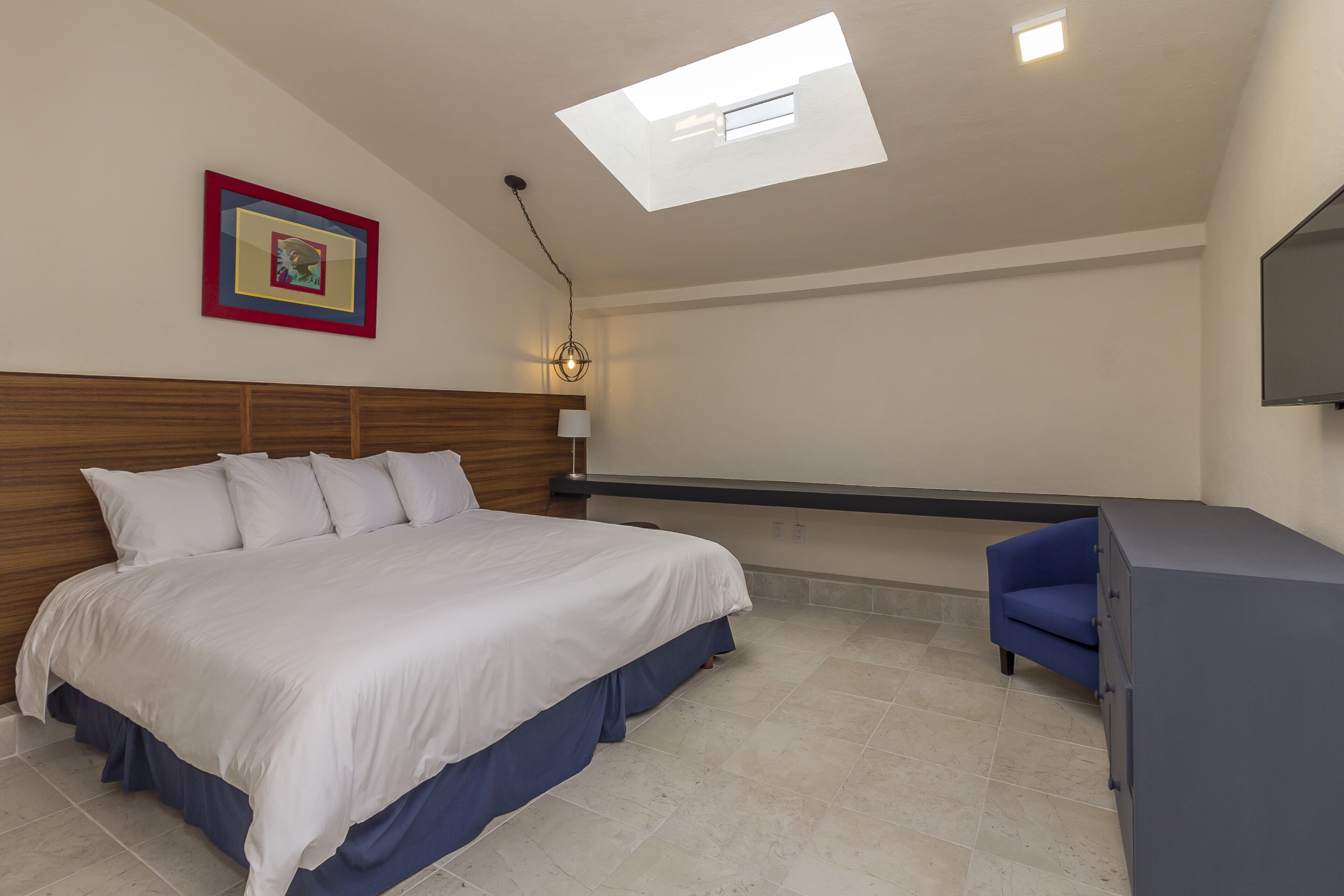 senior room | premium bedding, down duvets, select comfort beds, free wifi
