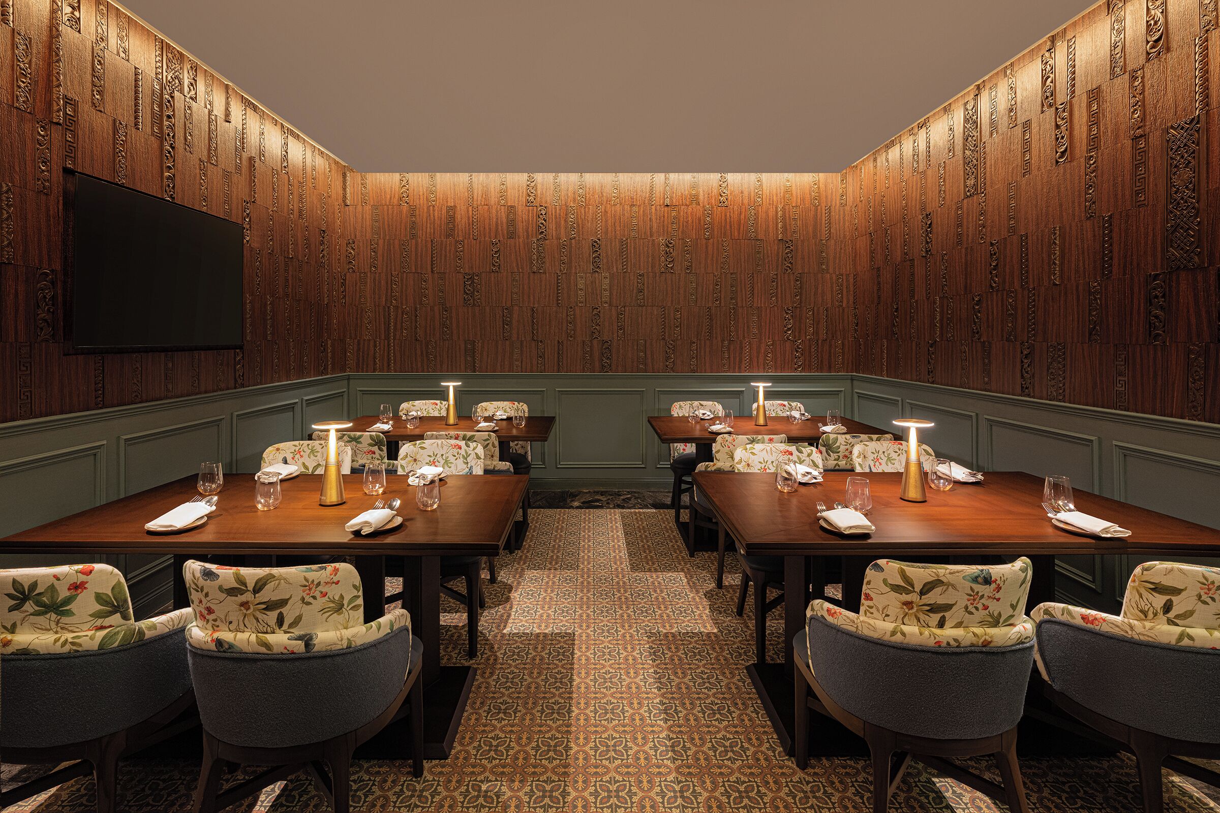 3 restaurants, Asian cuisine