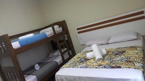 Desk, free WiFi, bed sheets - Pousada Morada Dos Anjos (Penha)