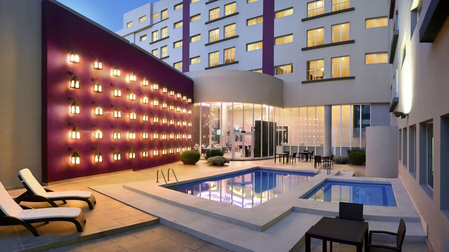 HS HOTSSON Smart León Centro Max