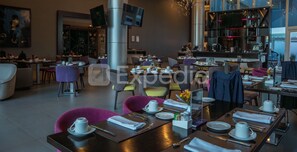 Restaurant - HS HOTSSON Smart León Centro Max (León)
