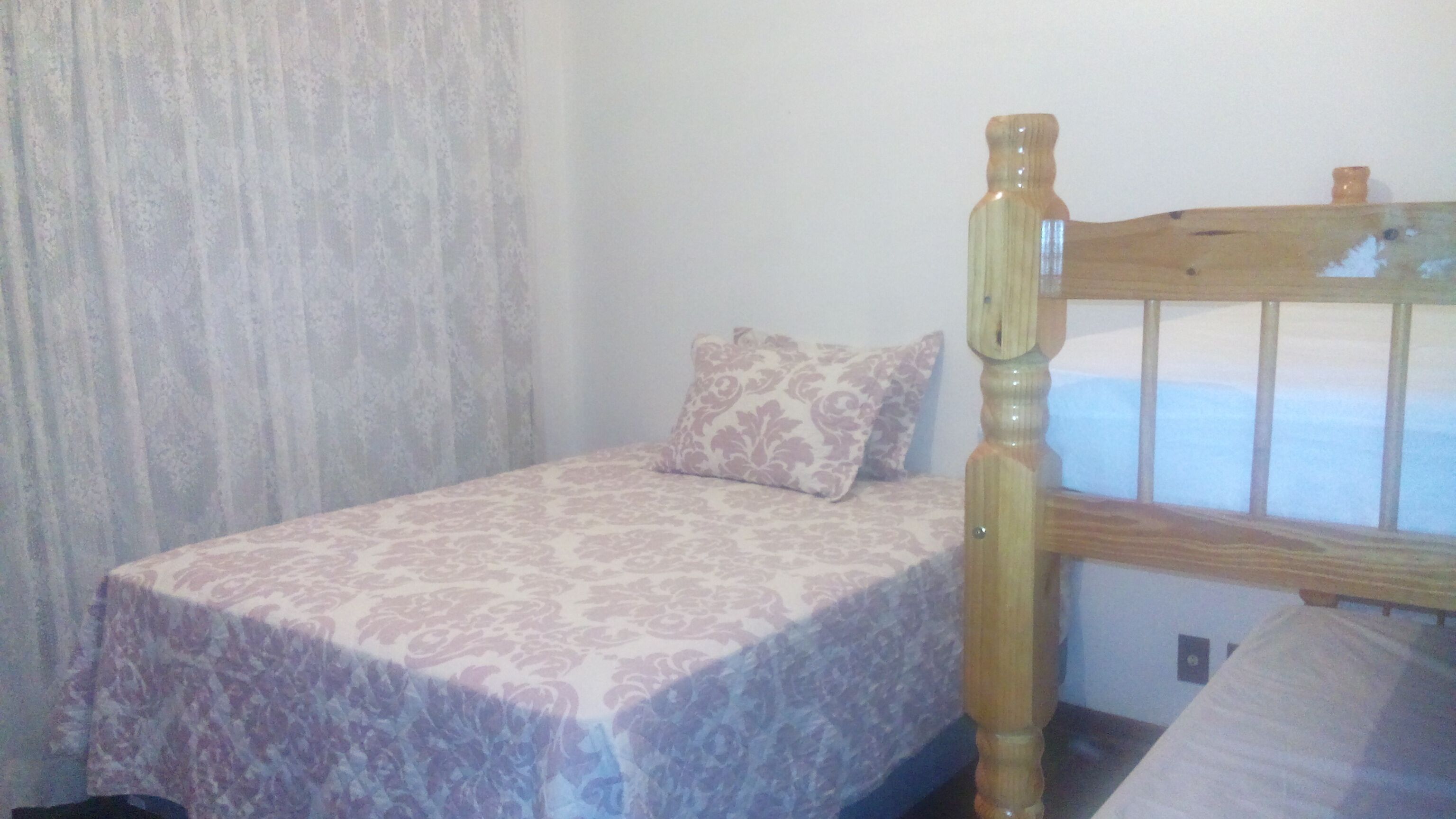 Planxa i posts de planxar i wifi gratuïta 