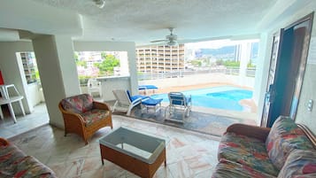 Premium Room, 2 Bedrooms, Kitchen, Poolside | In-room safe, laptop workspace, blackout drapes, free WiFi