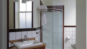 Shower, free toiletries, hair dryer, towels