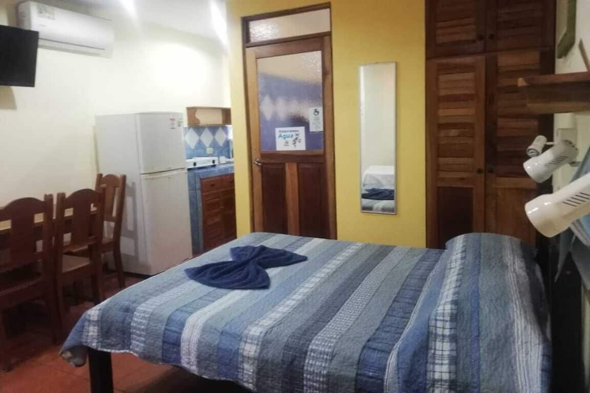 Superior Triple Room | WiFi (free), bed sheets