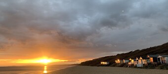 Beautiful, cosy New Forest 2 bed cottage, close to the beach!