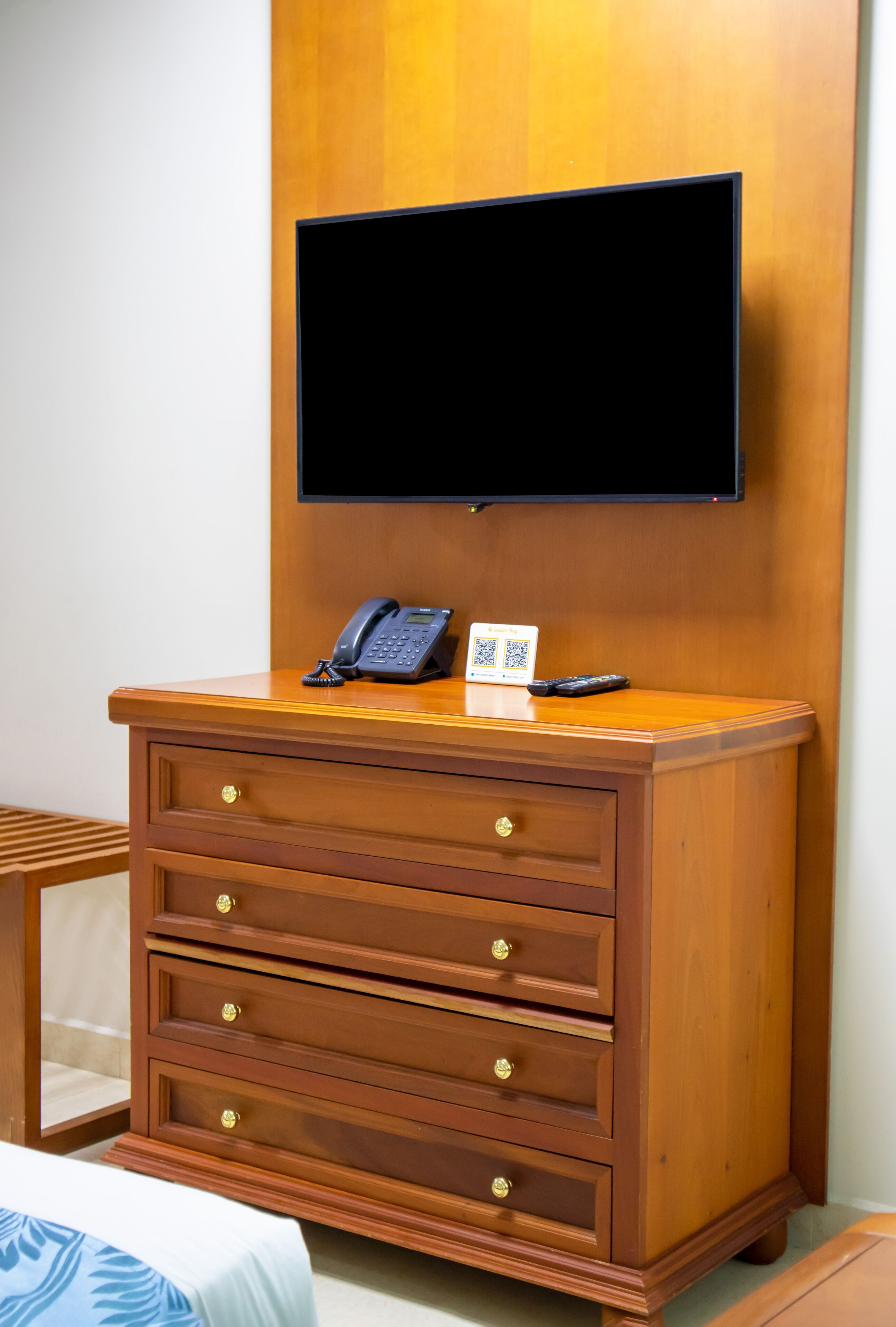 standard room, 1 king bed | 1 bedroom, premium bedding, minibar, in-room safe