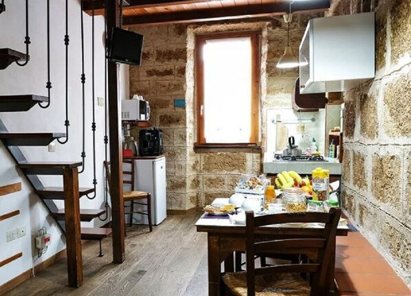 Dining - Suite Aigua Alghero. (Alghero)