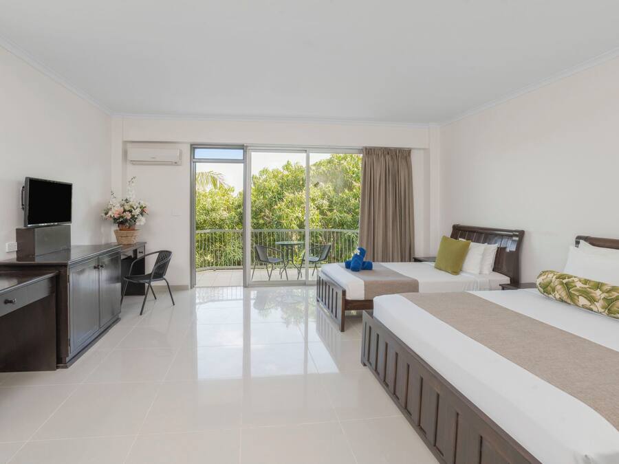 In-room safe, individually furnished, desk, soundproofing