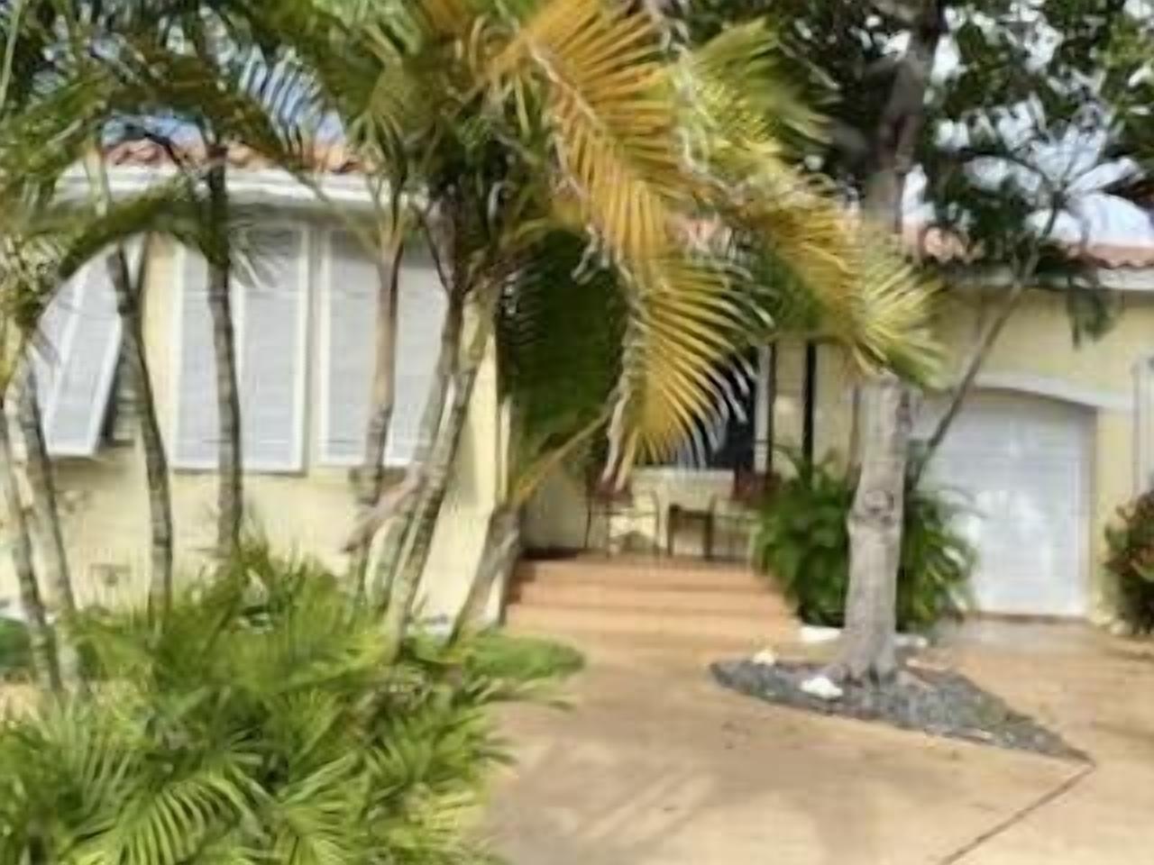 Chillin’ & Grillin’ House ONLY Steps from the Beach and Local Attractions