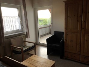 Unclassified image, 3 of 13, button