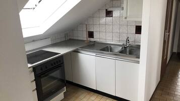 Kühlschrank, Ofen, Geschirrspüler