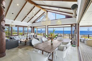 Comfort Villa | In-room dining - Villa Senang Masari (Port Vila)