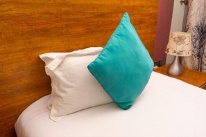 Habitación económica | 1 habitación, ropa de cama de alta calidad y camas con efecto memoria