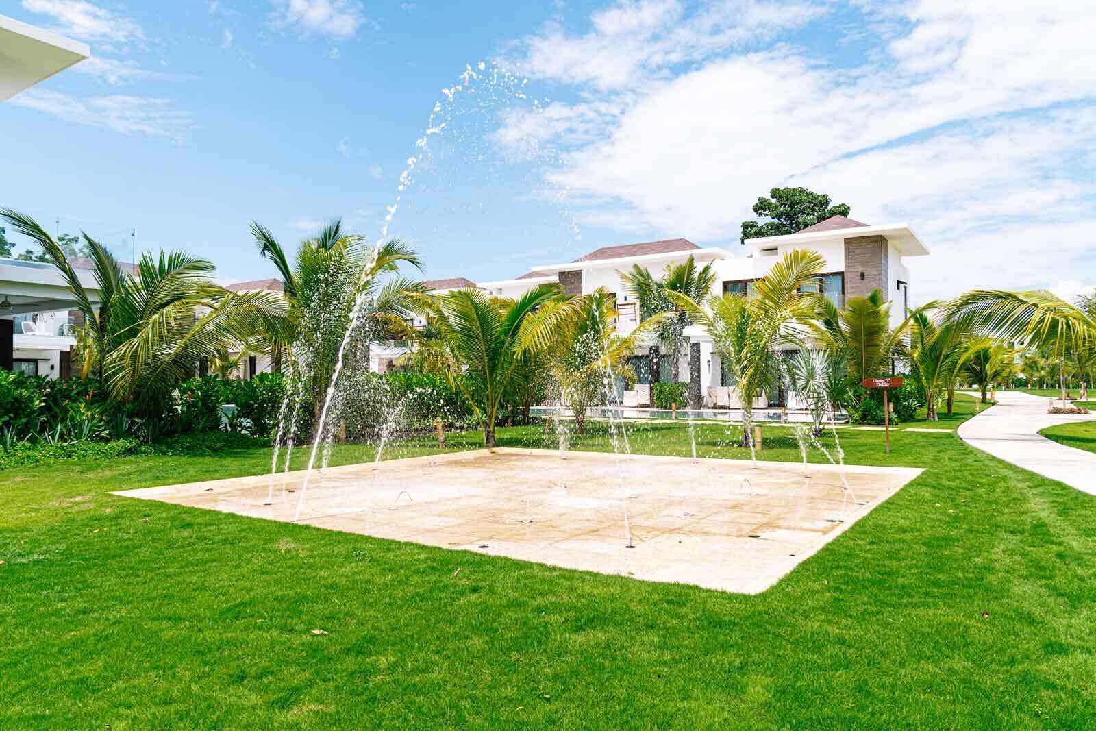 children’s play area – outdoor