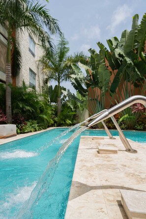 Outdoor pool, sun loungers