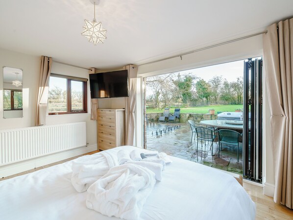 4 Schlafzimmer, kostenloses WLAN, Bettwäsche